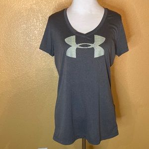 Womens Under Armour shirt Sz L